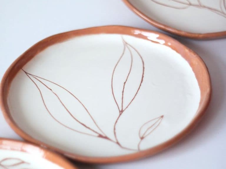 Painted ceramic plates